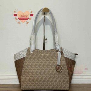 ❤️Michael Kors Signature Trio Color Coated Canvas Purse❤️